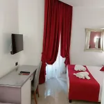 House 4 Mori 4* Roma