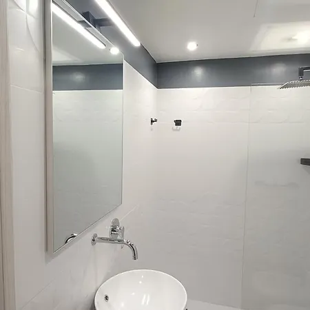 בית הארחה House 4 Mori