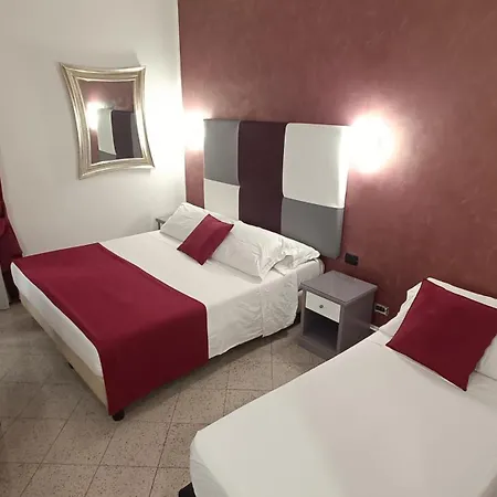 House 4 Mori 4* רומא