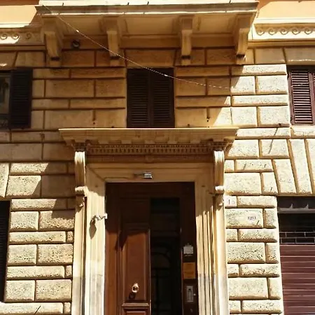 House 4 Mori Pensjonat Rzym