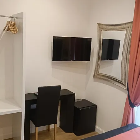House 4 Mori Pensjonat Rzym