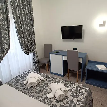 House 4 Mori 4* Rome